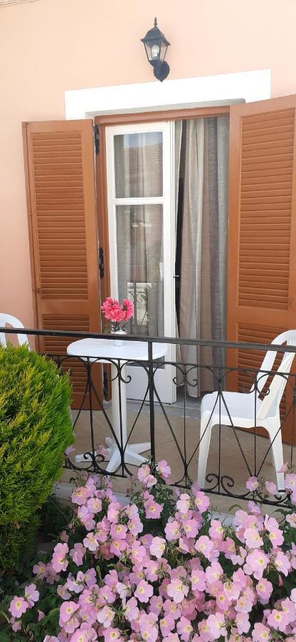 Apartments Elena Kavos Bagian luar foto
