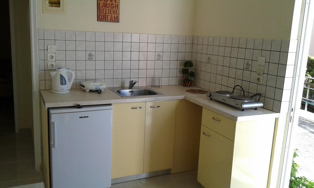Apartments Elena Kavos Bagian luar foto