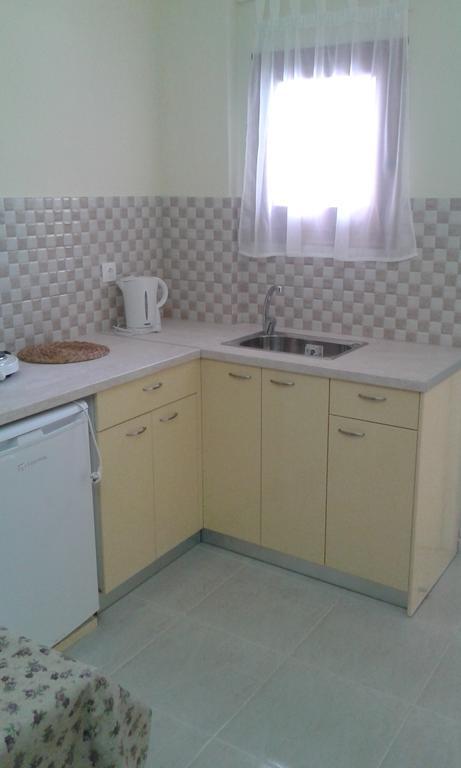 Apartments Elena Kavos Bagian luar foto